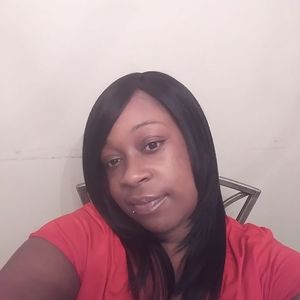 Meet your Posher, Irisha